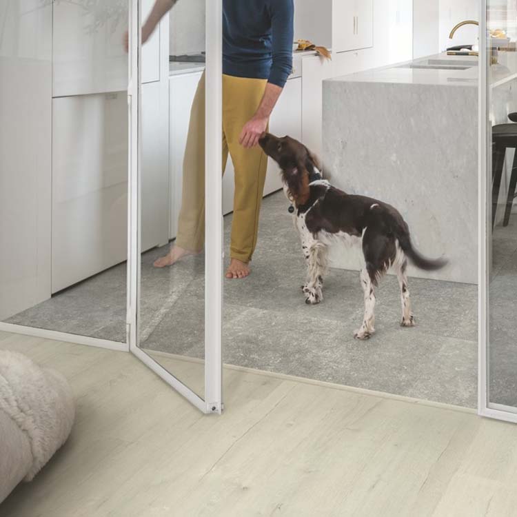 Stratifié Quick-Step Capture 9mm chêne patiné doux 138x21,2cm