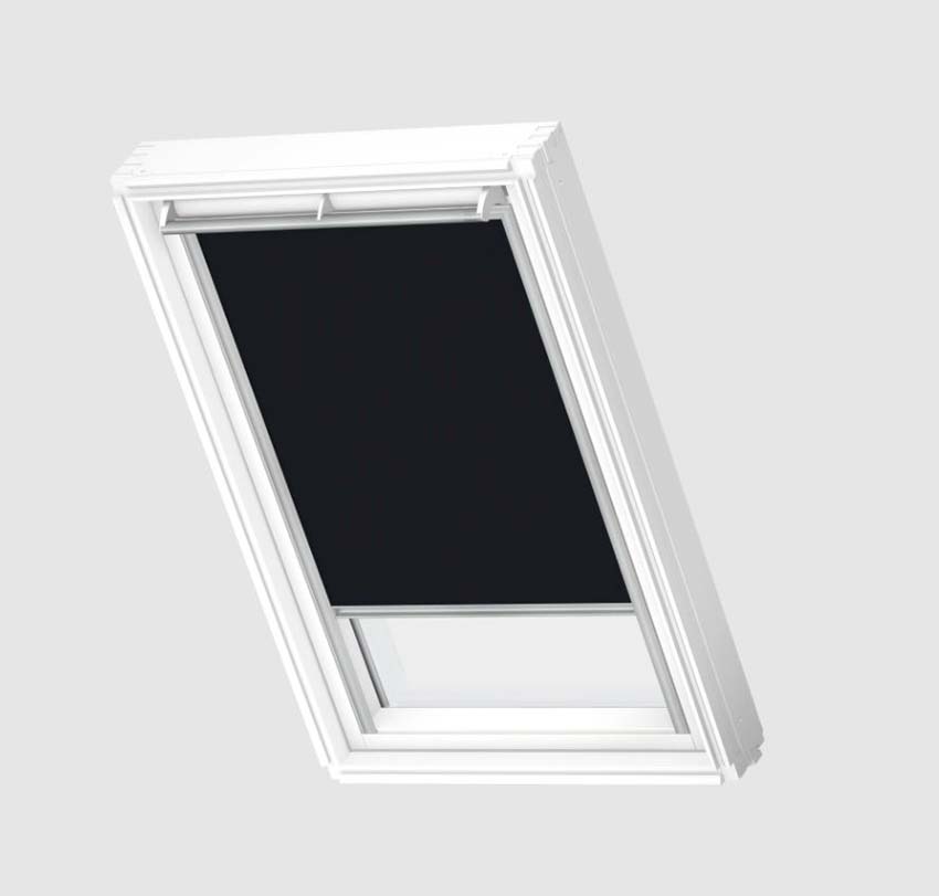 Store enrouleur Velux occultant à commande manuelle noir PK04 3009S