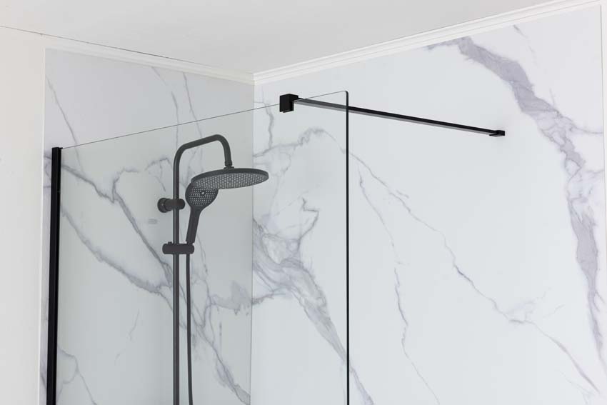 Panneau de douche Milo Slate blanc aspect marbre 91,4x243,8cm
