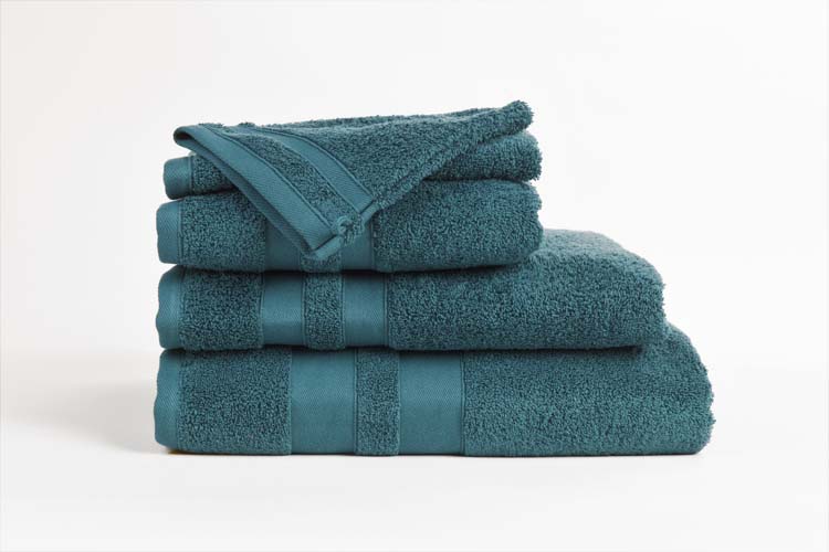 Serviette de toilette Cosibel en coton petrol 50x100cm qualité hôtelière