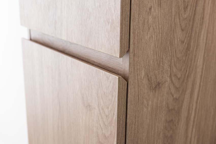 Armoire colonne Bianca/Bella chêne suspendue 150x40x35cm