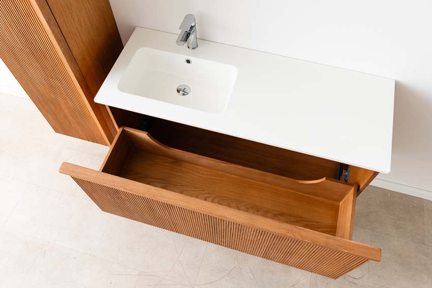 Badkamermeubel Fae eik hangend met enkele wastafel glanzend wit 120cm