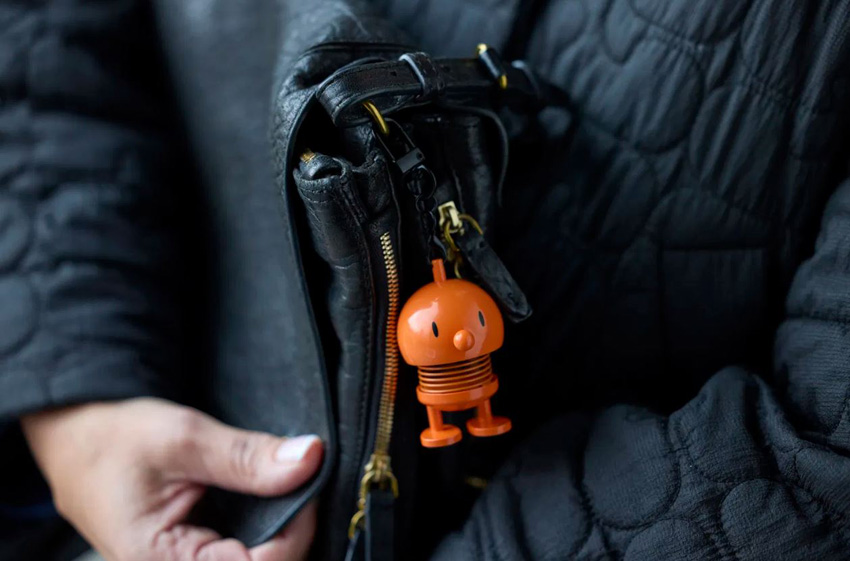 Hoptimist Bag charm orange XS