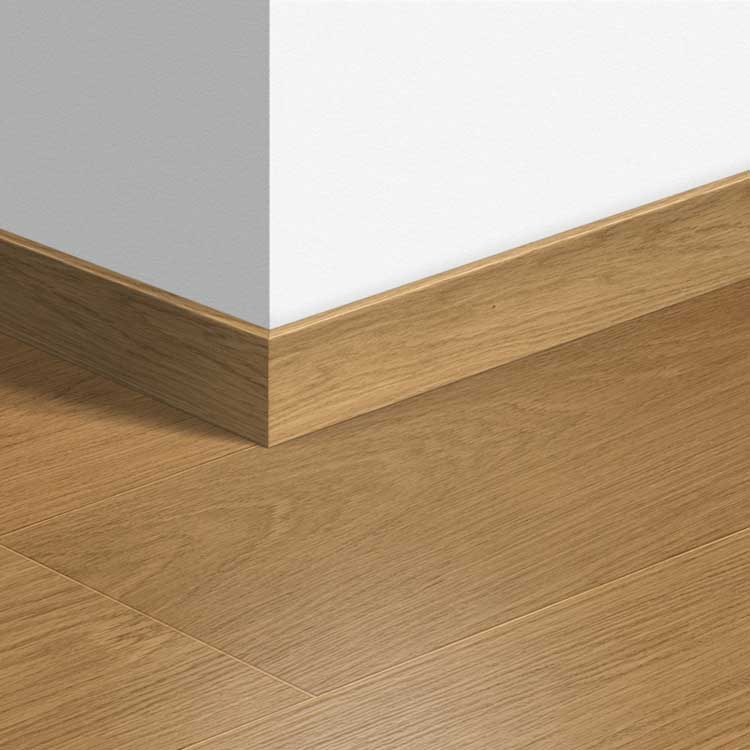 Standaardplint Quick-Step 58 x 12 x 2400 mm Eik natuurvernist 2