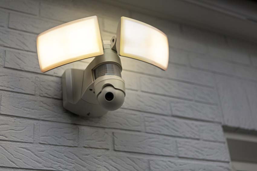 Buitenverlichting camera wandlamp wit  3.400 lumen 36W