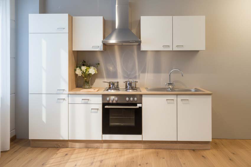 Keuken Budget wit/houtlook 270cm - met toestellen - inox kookplaat en inox wanddampkap