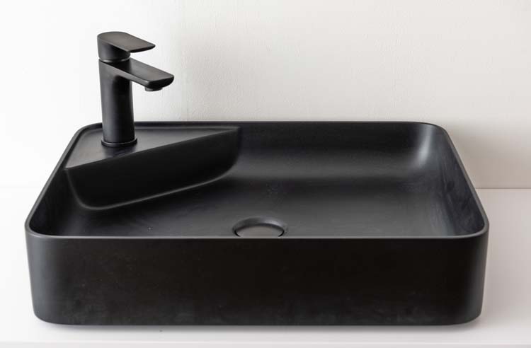 Opbouwkom Mabel mat zwart 54x42x11cm