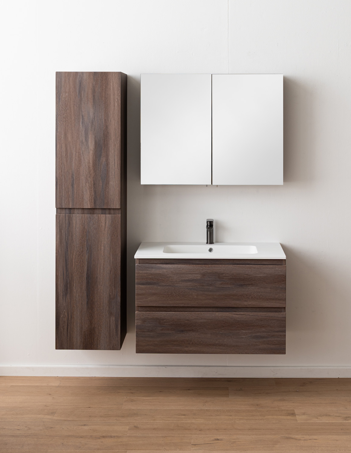 Badkamermeubel Tarik amber eik hangend met enkele wastafel mat wit 90cm
