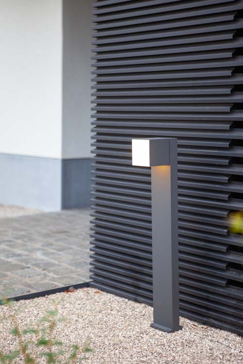 Eclairage extérieur LED poteau 1 head noir mat 3000K 600LM