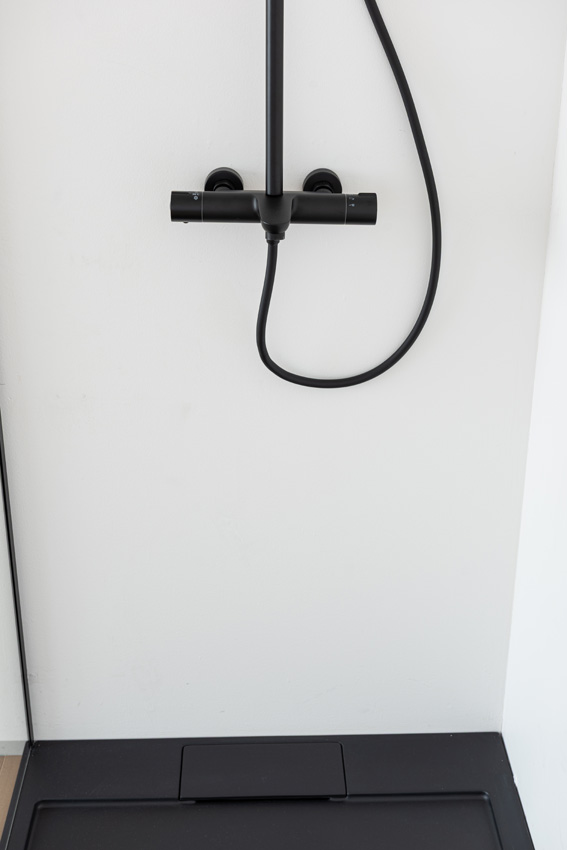 Douchebak Akon polybeton mat zwart 90x90cm