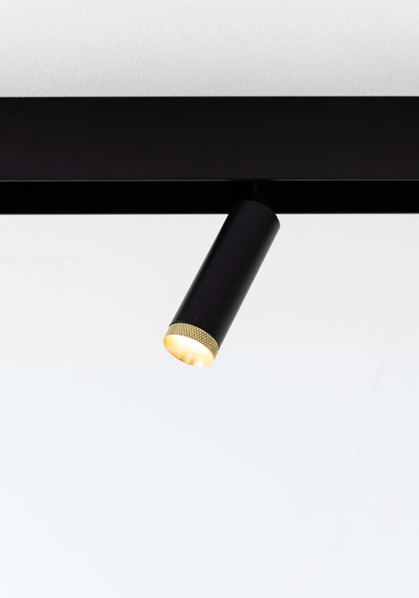 Rail lumineux Béa noir -  1,8m/2x1,2m - 3 lustres / 2 spots / 2 anneaux dorés / 1 module - 6x4W
