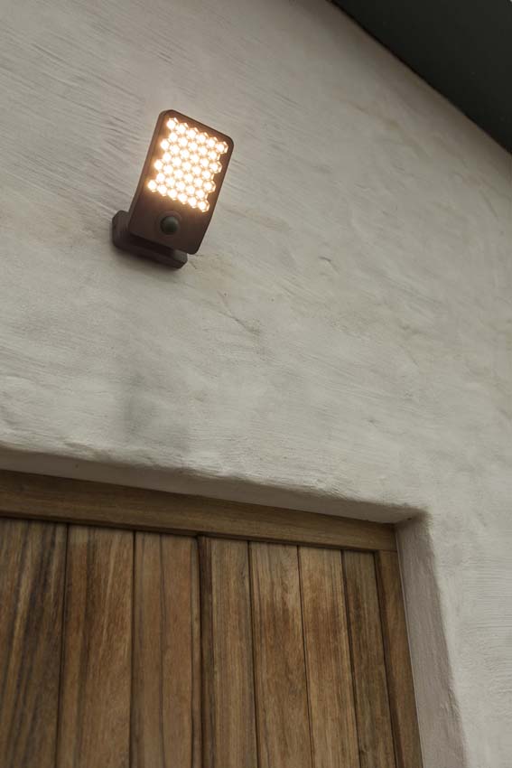 LED straler buiten Nia - grijs - 14W - 3000K - IP54 - met bewegingssensor