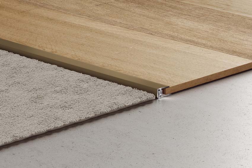 Profil de finition Quick-Step café 200x2,1x1cm