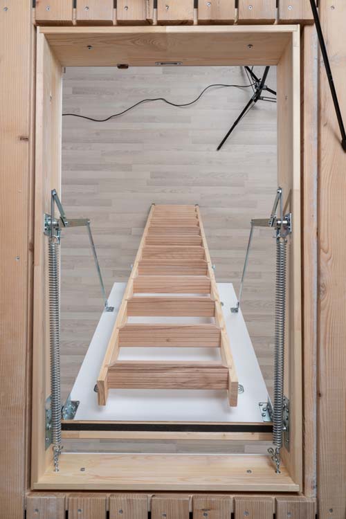 Zoldertrap Zermatt brandvertragend hout 120x60cm