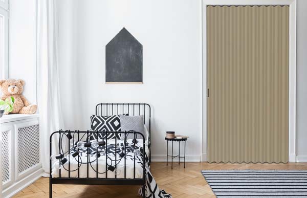 Porte pliante crème simili cuir sur mesure