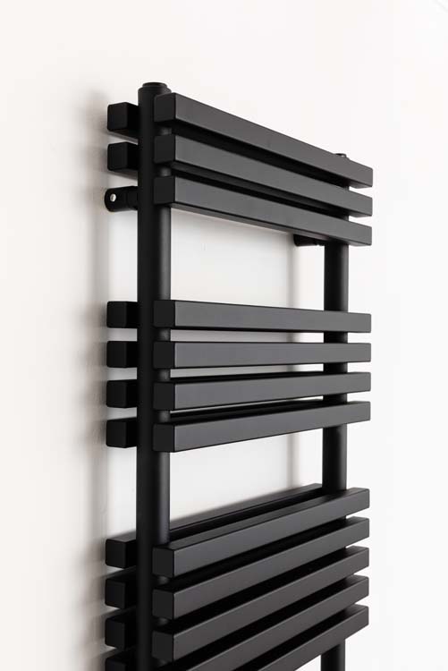 Radiateur sèche-serviettes Dania 141 x 50 cm double noir 1391 watt