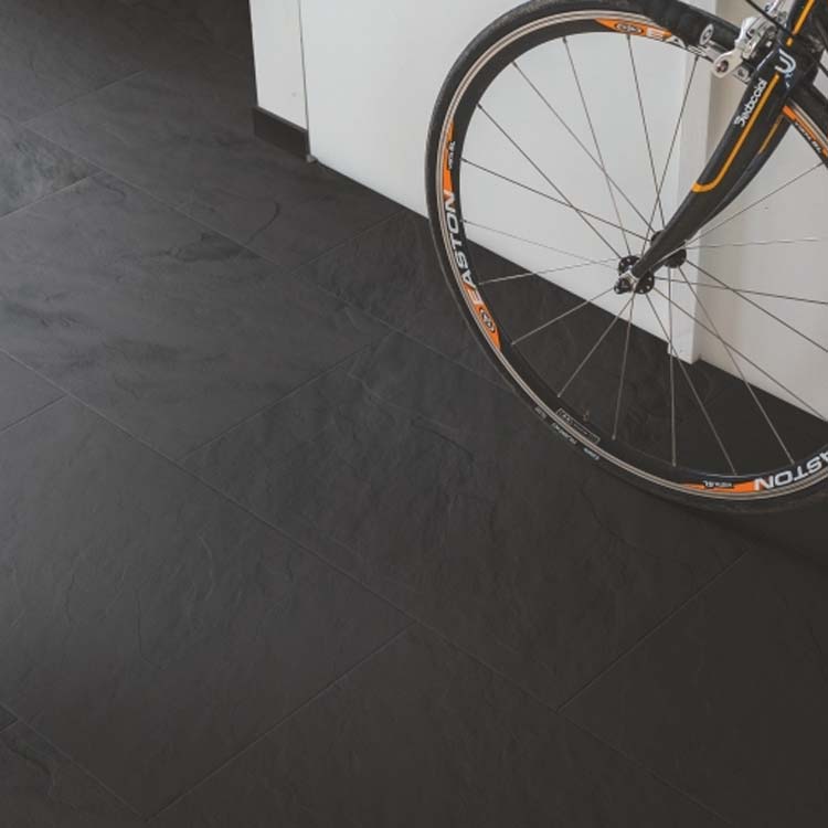 Stratifié Quick-Step Muse 8mm ardoise noire 120x39,6cm