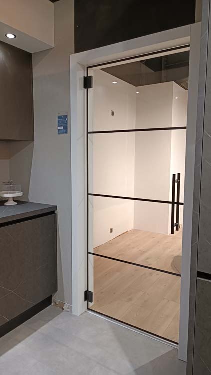 Porte intérieure vitrée complète Murano 4R 73x201cm poignée ronde noire + charnières premium