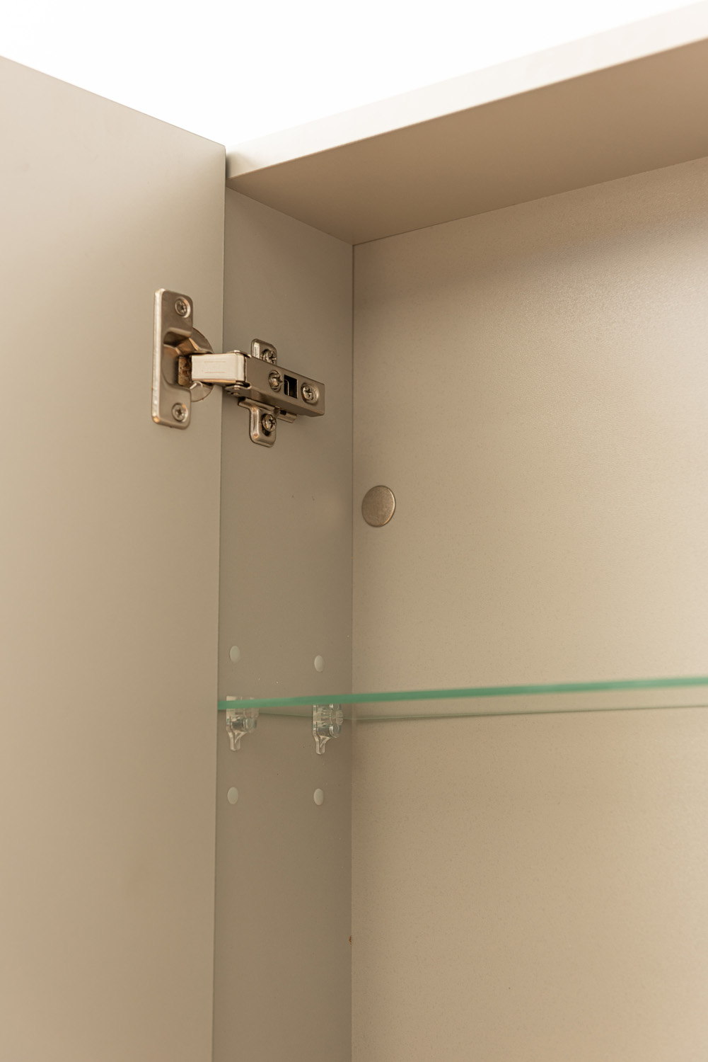Kolomkast Raven mat saliegroen hangend 170x41,6x14,6cm