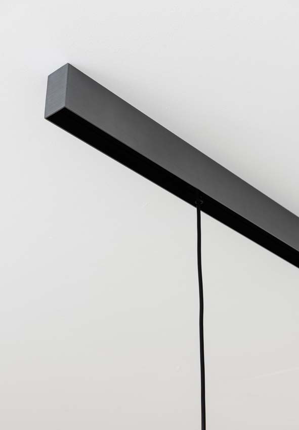 Railverlichting design Béa geborsteld staal 1,8m 2 spots & 2 pendels