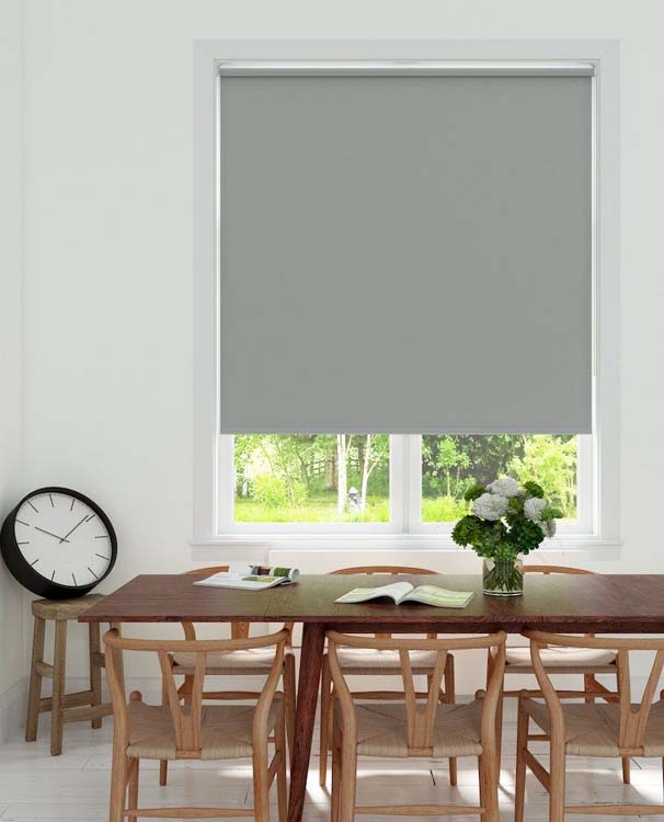Rolgordijn verduisterend licht grijs 60x250cm Rolgordijn verduisterend licht grijs 60x250cm