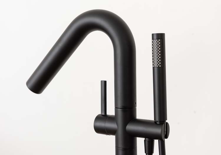 Badkraan Hercules vrijstaand mat zwart