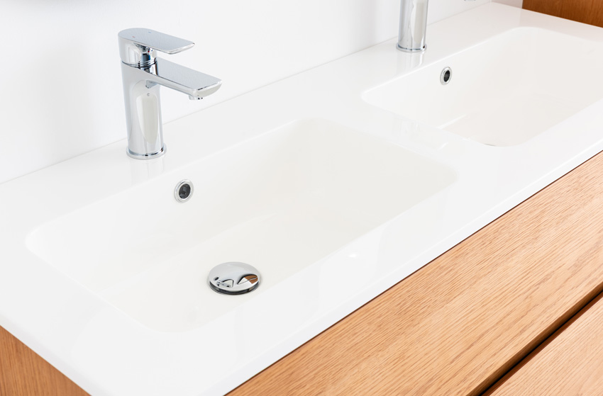 Badkamermeubel Fior eik hangend met dubbele wastafel glanzend wit 120cm