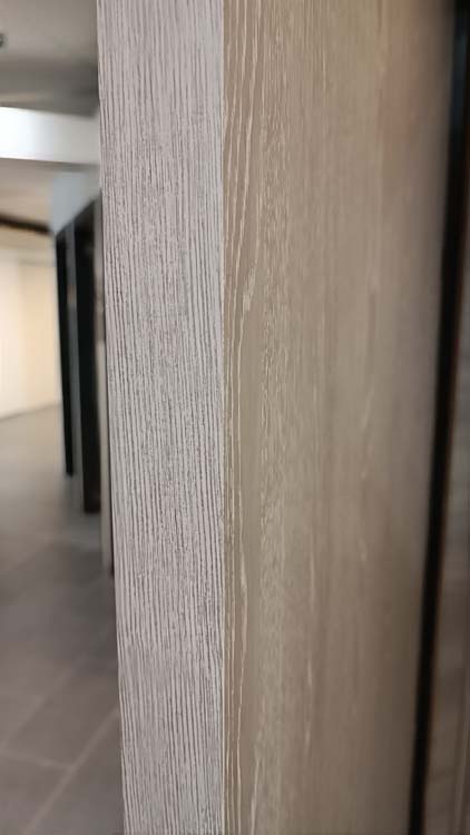 Bloc-porte fini alvéolaire uran grey oak 83x201.5cm+ebras.noir 16.5cm