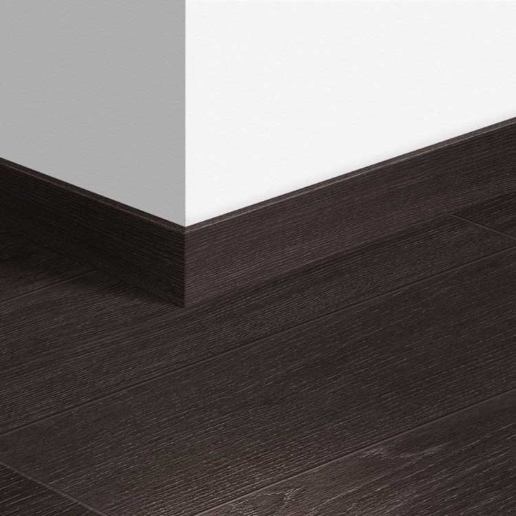 Plinthe standard Quick-Step 58 x 12 x 2400 mm Chêne verni noir