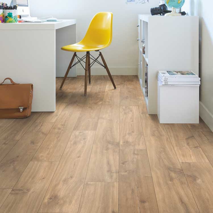 Sol stratifié Quick-step Classic 8mm - Minuit chêne naturel