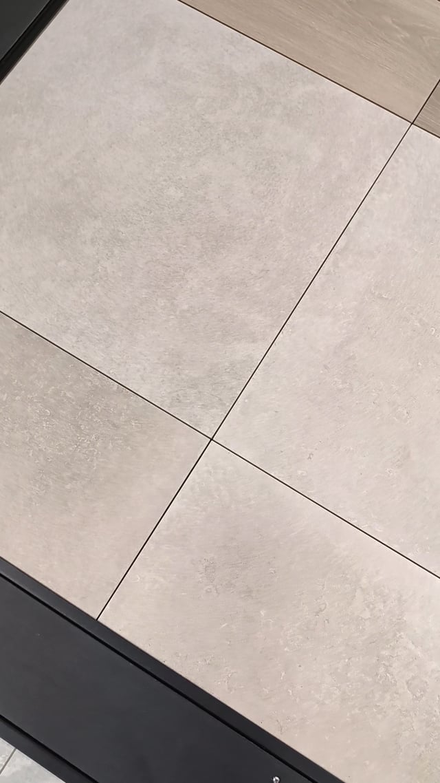 Tegel Sevilla cream rt 60 x 60 cm