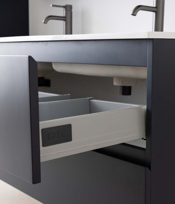 Meuble de salle de bains Tibo gris suspendu avec lavabo double blanc brillant 120cm Meuble de salle de bains Tibo gris suspendu avec lavabo double blanc brillant 120cm