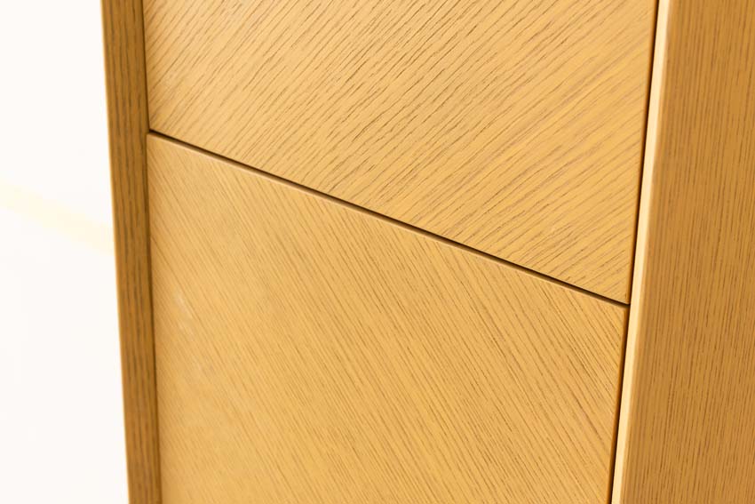 Armoire colonne Waldorf chêne suspendue 170x40x35cm