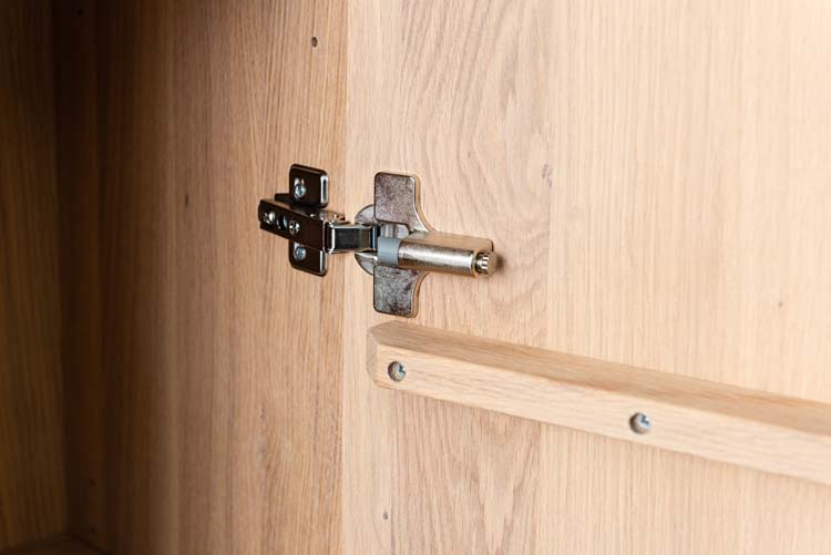 Armoire colonne Fiori chêne suspendue 170x35x32cm