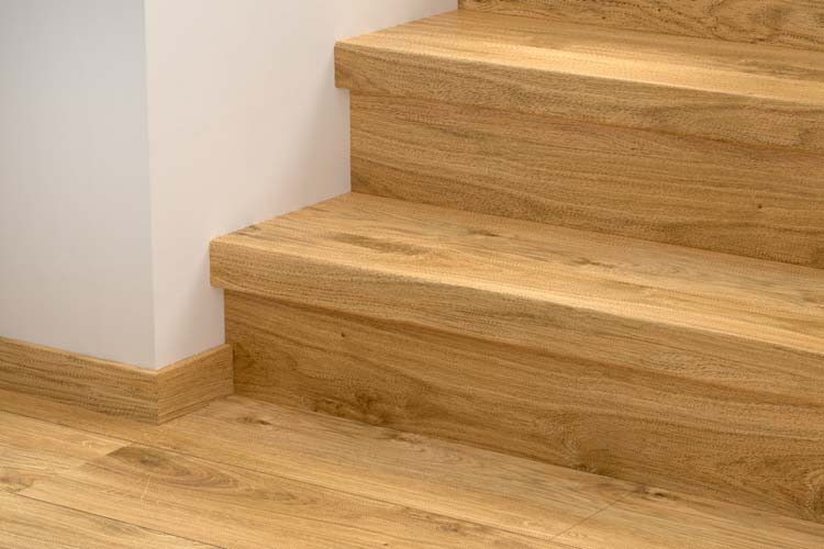 Couvre-marche Quick-step vinyle Small plank Chêne classique naturel