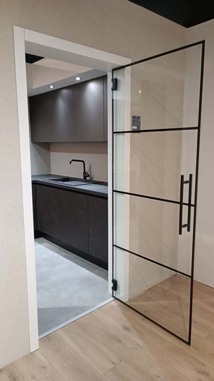 Porte intérieure vitrée complète Murano 4R 73x201cm poignée ronde noire + charnières premium