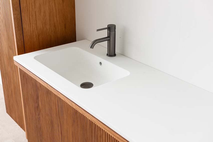 Badkamermeubel Fae eik hangend met enkele wastafel mat wit 120cm