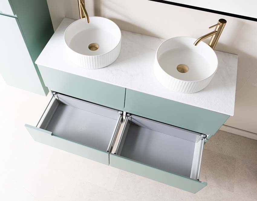 Meuble de salle de bains Truman vert gris suspendu avec double vasque à poser blanc mat 120cm Meuble de salle de bains Truman vert gris suspendu avec double vasque à poser blanc mat 120cm
