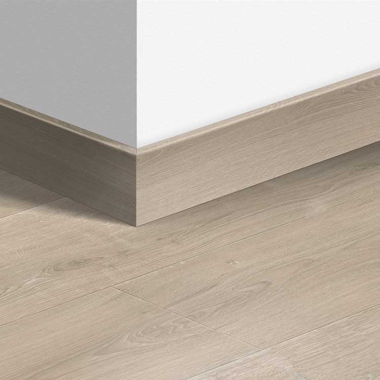 Plinthe parquet Quick-Step 14 x 77 x 2400 mm Chêne beige brossé