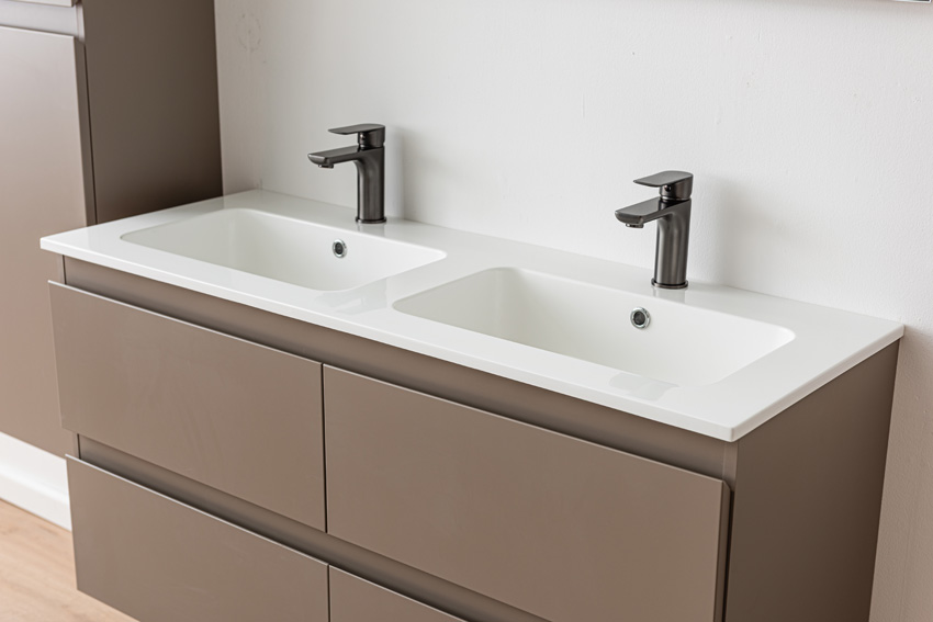 Badkamermeubel Trente taupe met dubbele wastafel glanzend wit 120cm