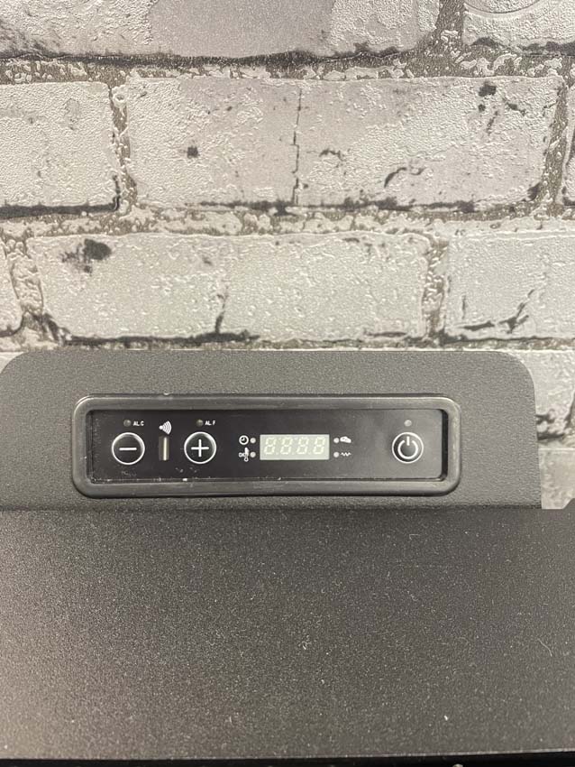 Pelletkachel Model 8 - 7,9kW - 160m3 - zwart - 44x48x94cm