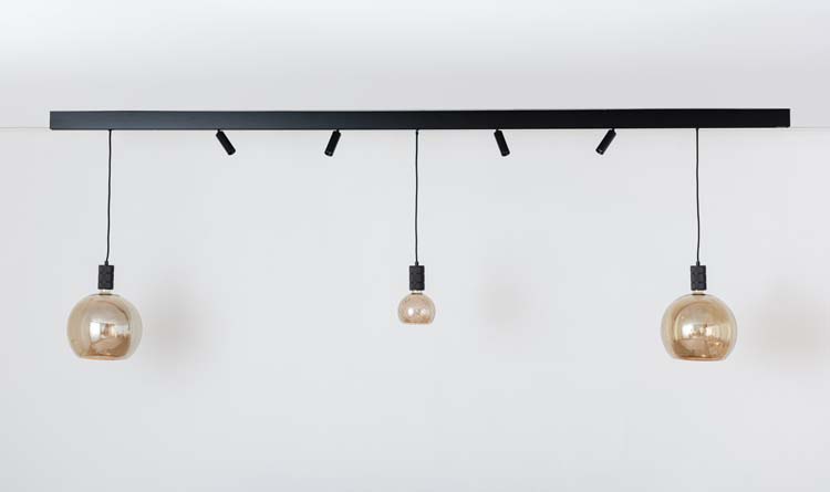 Rail lumineux Béa noir 2,9m 4 spots/ 3 lustres 4x4W 1x6W 2x8W