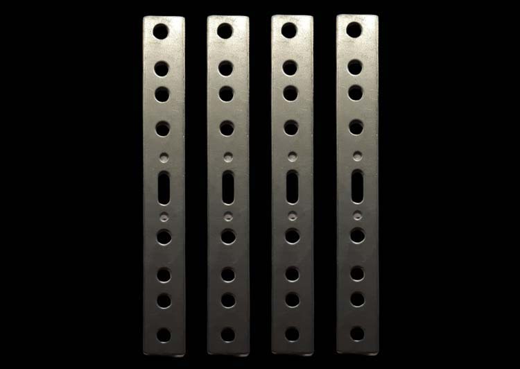 Accessoires Fenêtres PVC Budget: 4 pattes(25x200x2mm)