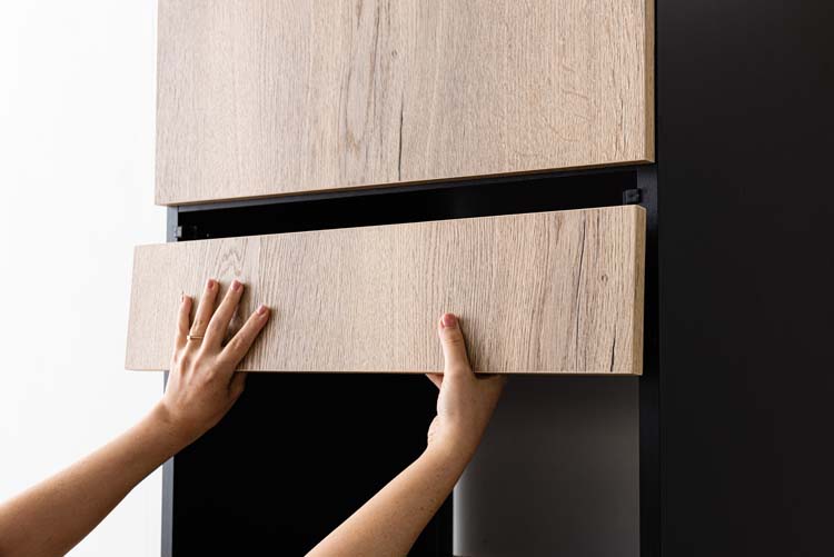 Keukenkast Plenti kolomkast voor oven en koelkast zwart/houtlook 60x208cm