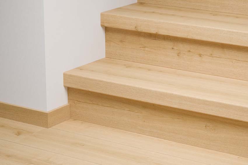 Couvre-marche Quick-Step chêne brun amande 134,1x12x5,9cm