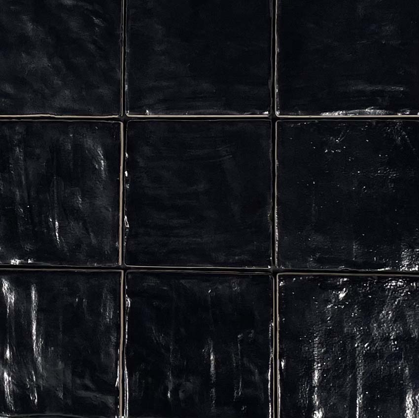 Carrelage mural céramique zellige noir 10x10cm