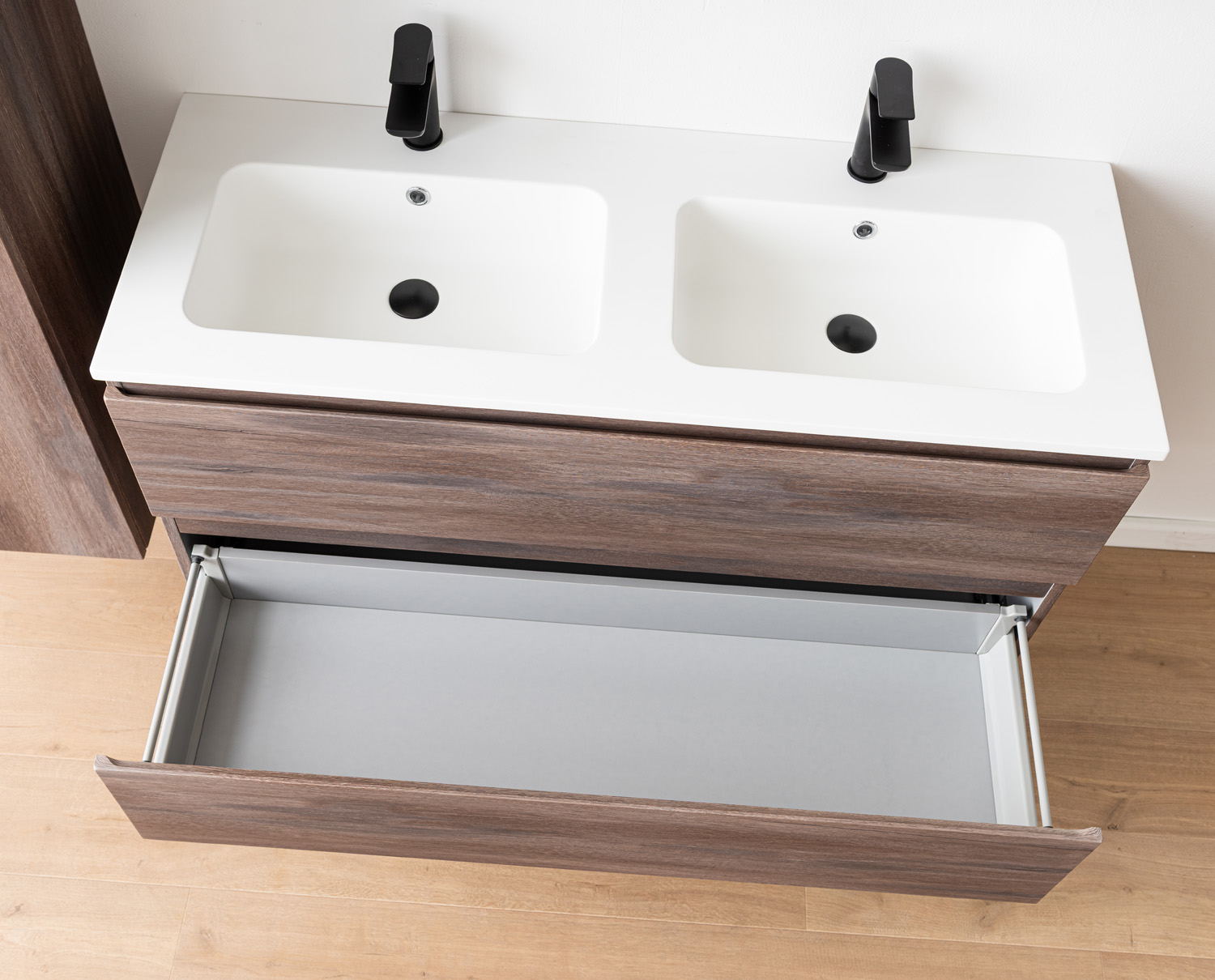 Meuble de salle de bains Tarik chêne ambré suspendu avec double vasque blanc mat 120cm