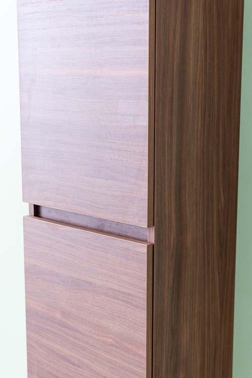 Armoire colonne noyer flottante 400 x 320 x 1850 mm