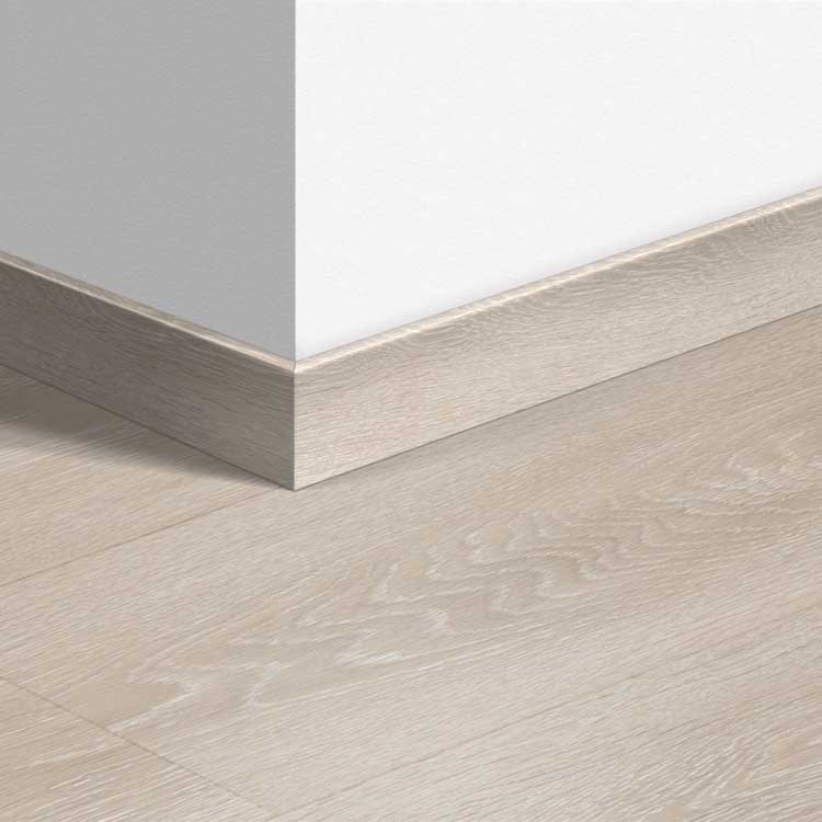 Plinthe standard Quick-Step 58x12x2400mm Chêne de la Vallée beige clr