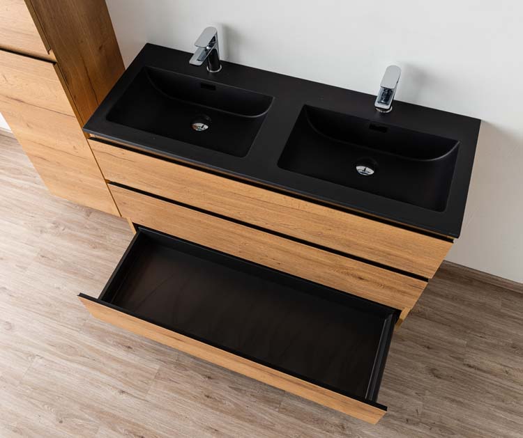 Meuble de salle de bains Daria chêne brun doré sur pied avec lavabo double noir mat 120cm